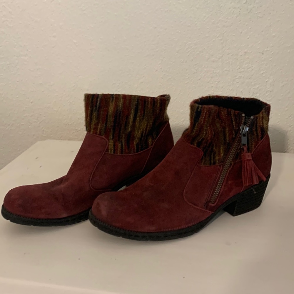 Born ankle booties